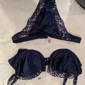 Bra and panty set